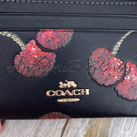 Authentic Coach Mini Skinny Id Case With Cherry Print Wallet Bag Purse - Picture 2 of 6